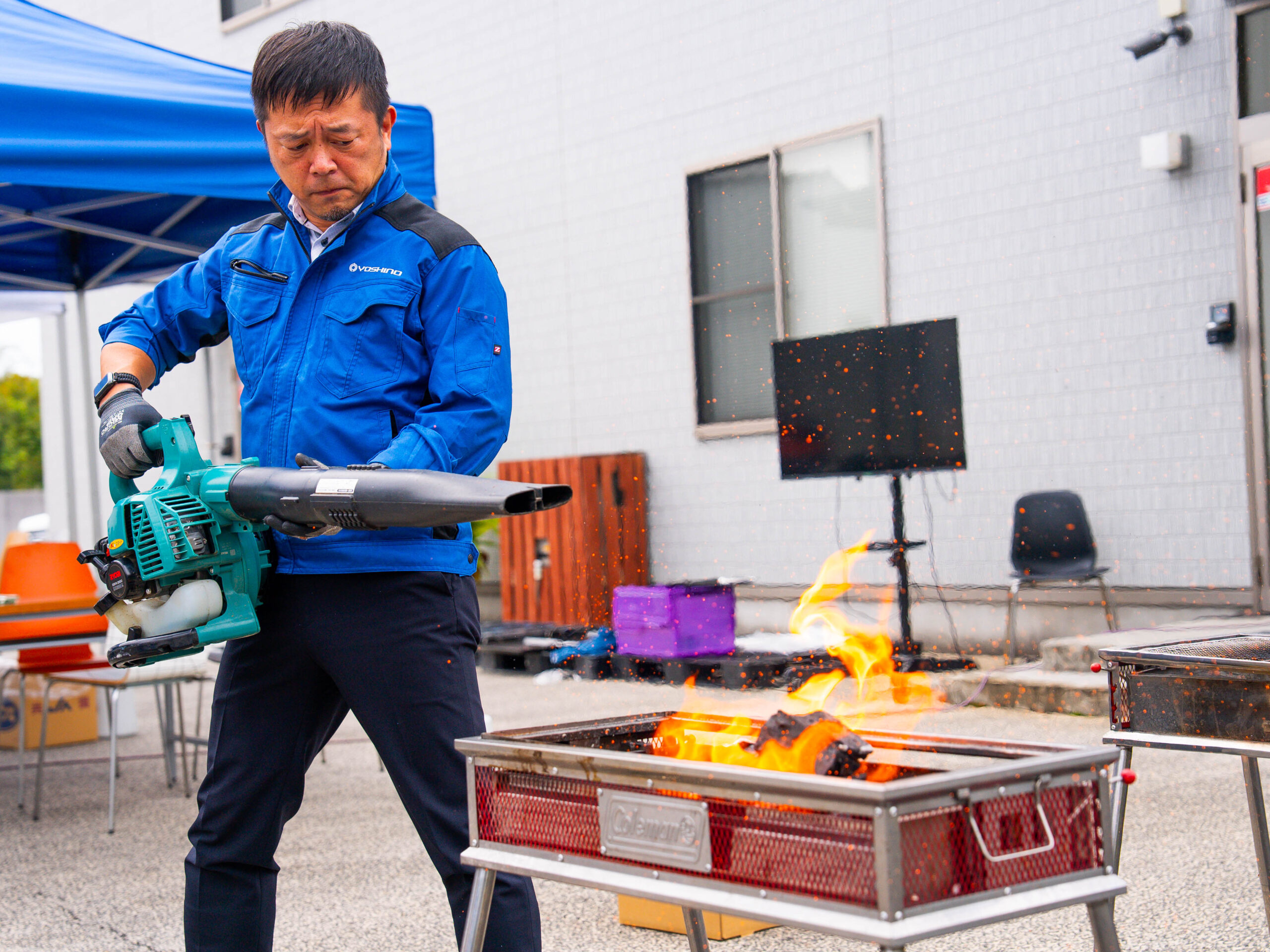 火起こしの様子