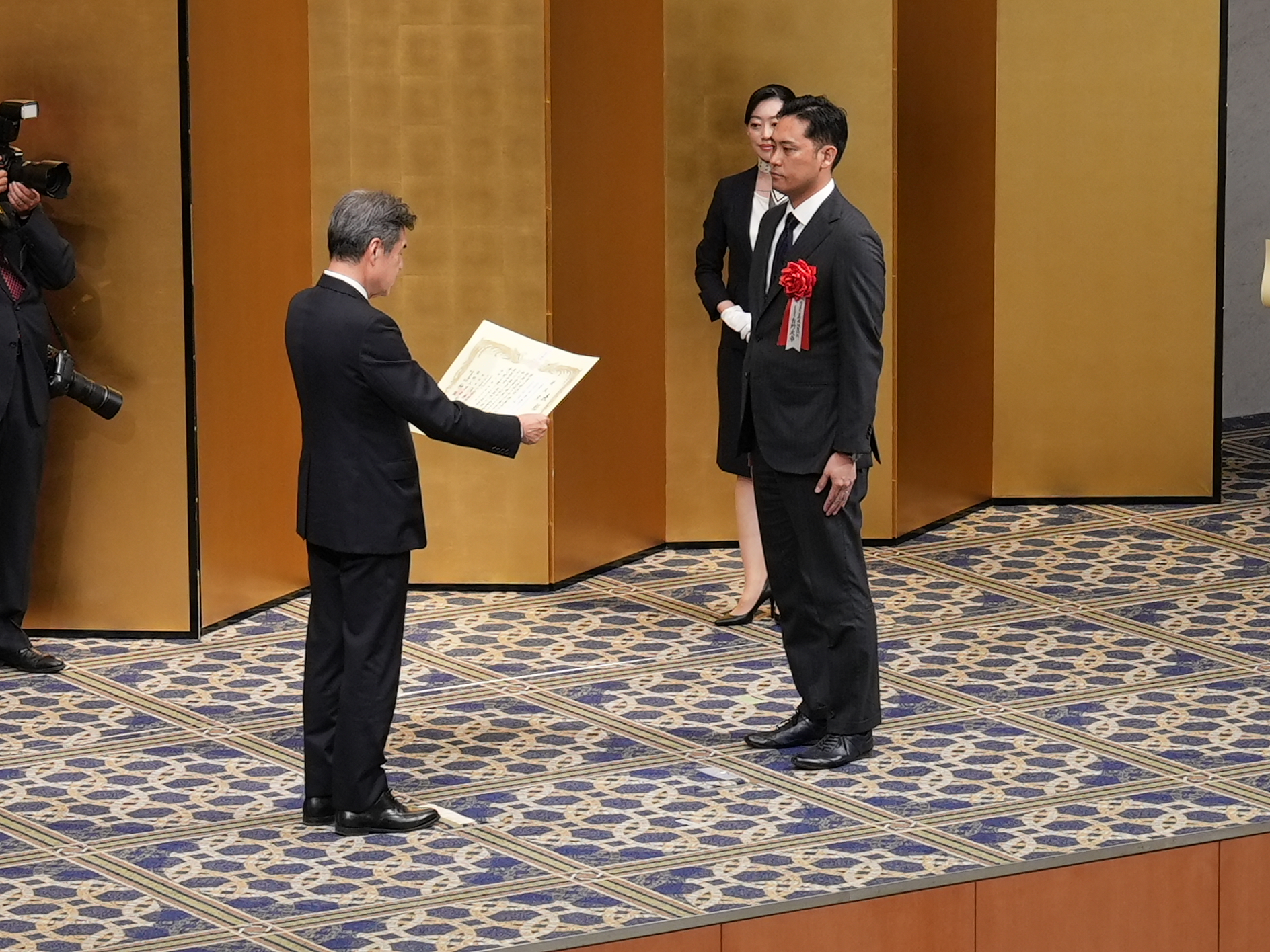 賞状授与の様子2