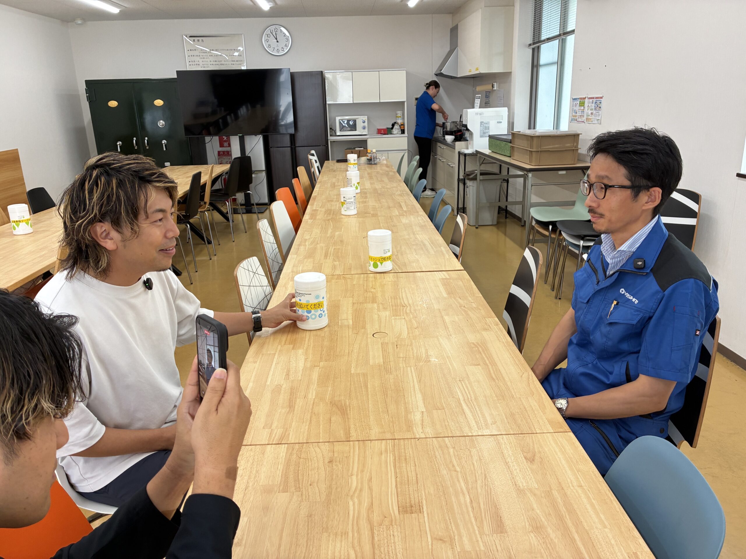 事務方の幹部候補のインタビュー風景