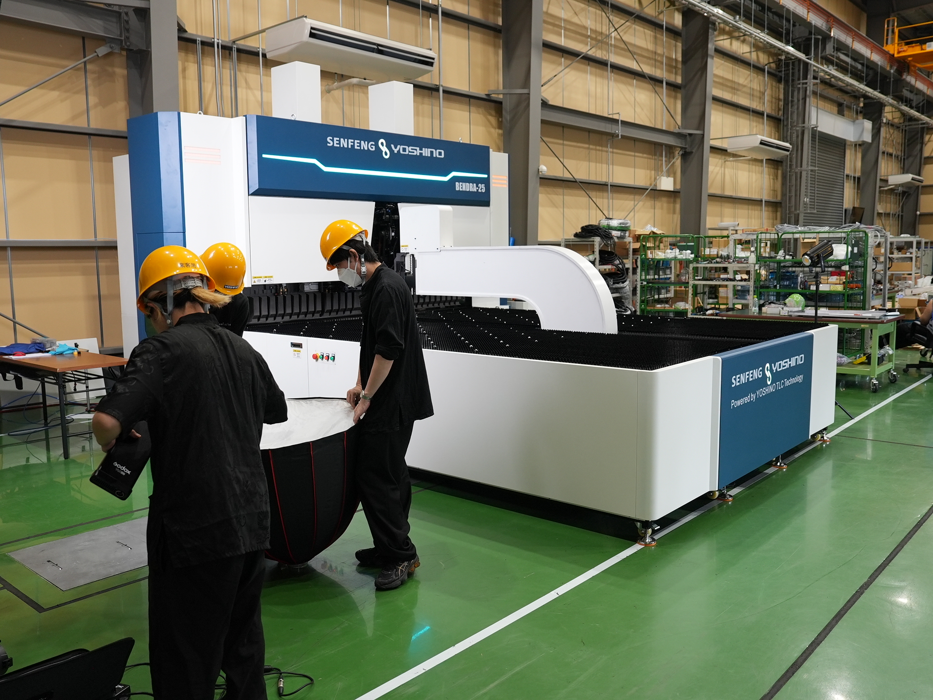 新製品BENDRA-25のプロモーション動画撮影風景